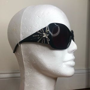 BVLGARY sunglasses